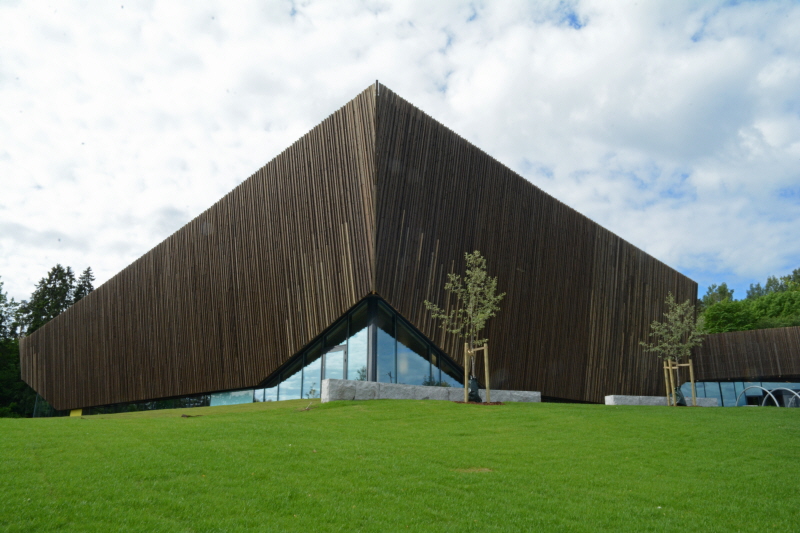 Holmen svømmehall