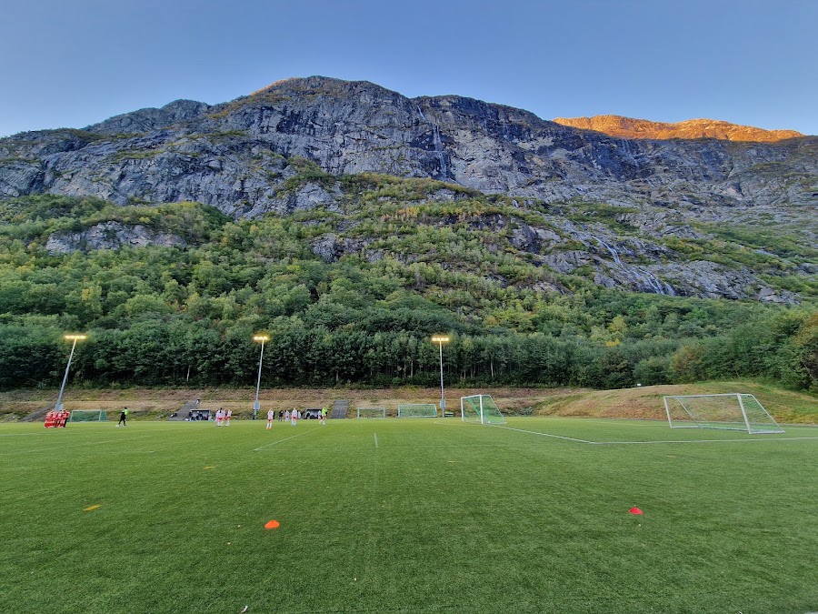 Sunndalsøra svømmehall